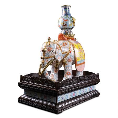 宫瓷《太平景象》吉祥尊  阳士琦、刘永森、李佩卿、苏跃进四位大师联袂创作
