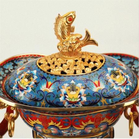 张同禄景泰蓝牛转乾坤